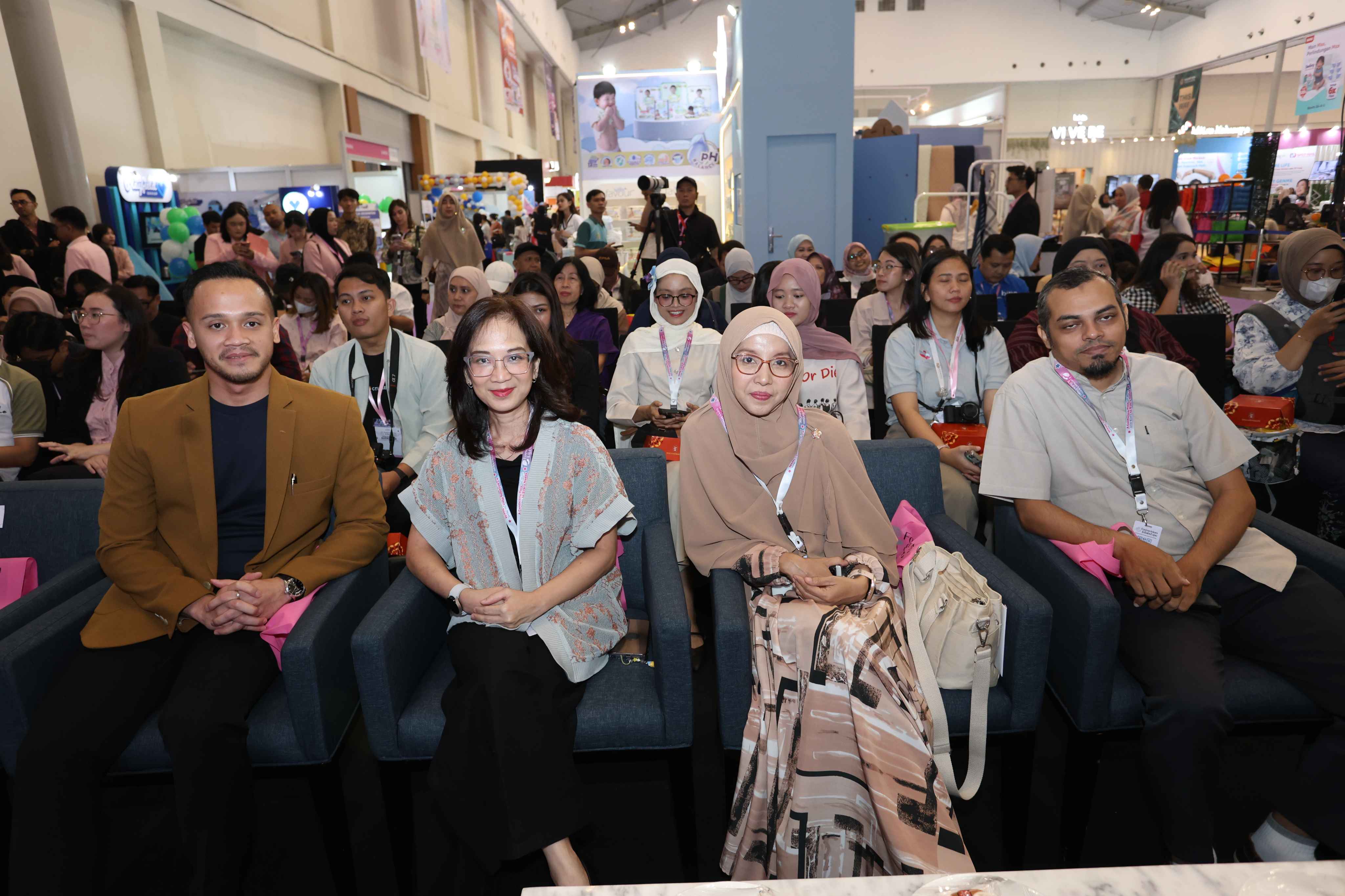 Dokumentasi FOMBEX 6